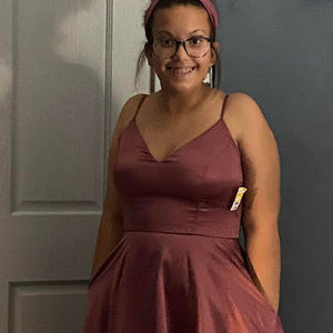 Meet your Posher, Janiya